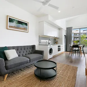  Apartment Cotton Tree Modern Apartments-free Secure Parking Australia
